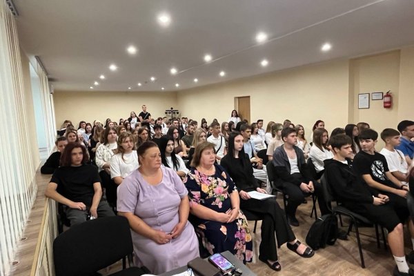 1 ВЕРЕСНЯ коледж радо відчинив студентам свої двері