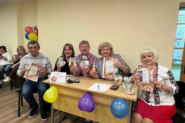 Педагогічний драйв у коледжі до Дня працівників освіти