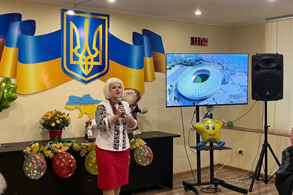 Педагогічний драйв у коледжі до Дня працівників освіти