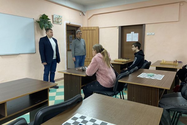 Першість коледжу з шашок і шахів