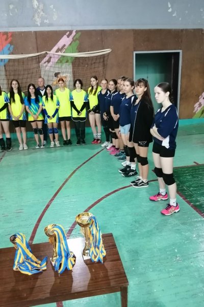 турнір з волейболу, присвячений пам`яті загиблих випускникі