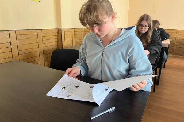 «Історичний мікс моїх знань: Українська революція від “А” до “Я”»