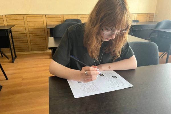«Історичний мікс моїх знань: Українська революція від “А” до “Я”»