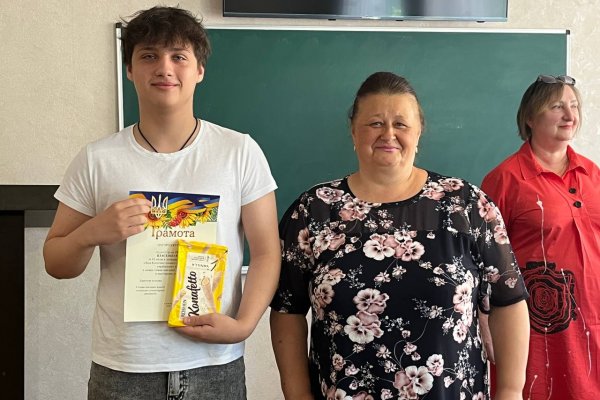 нагородження переможців тижня комісії соціально-гуманітарних дисциплін
